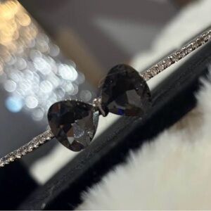 Elegant Black Bow Women's Accessory